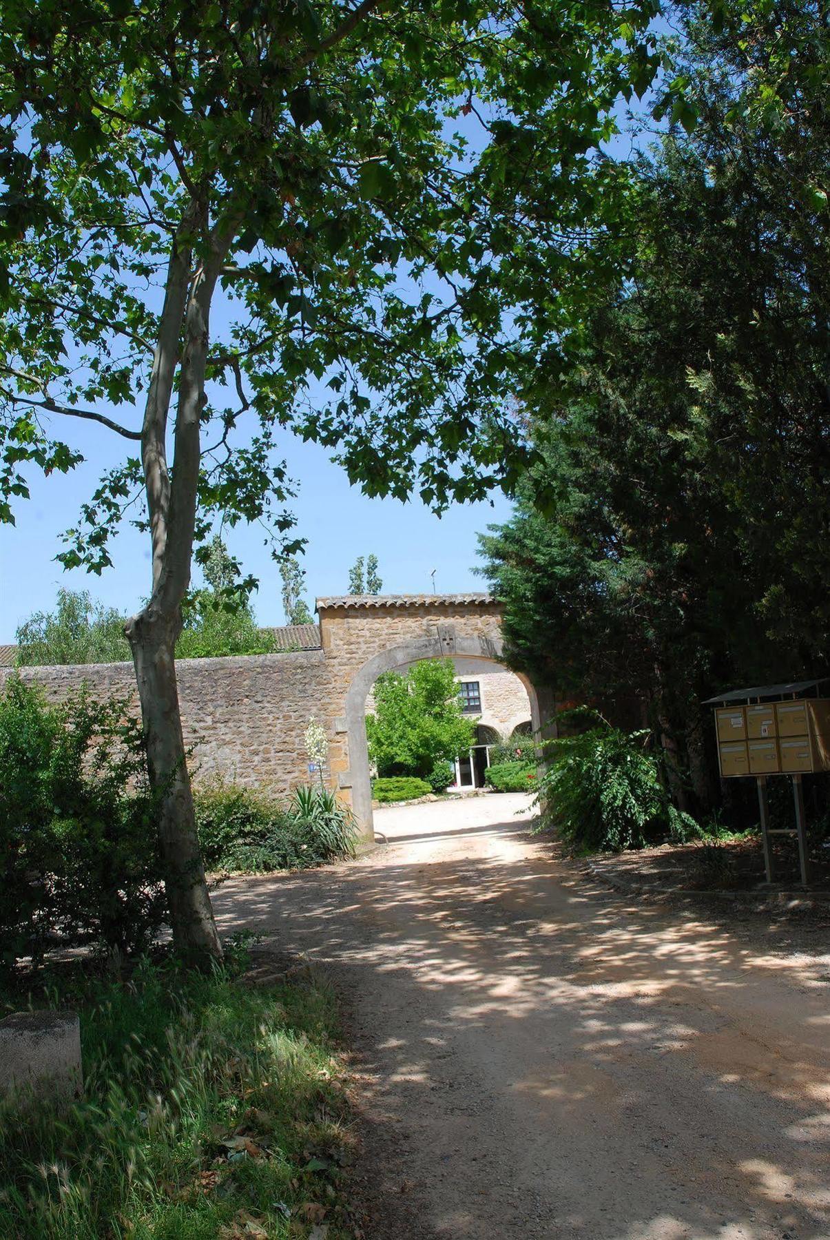 Demeures Et Chateaux L'Abbaye Caladoise - Anciennement Hostellerie Ferme Du Poulet Виллефранче-Сур-Салне Экстерьер фото